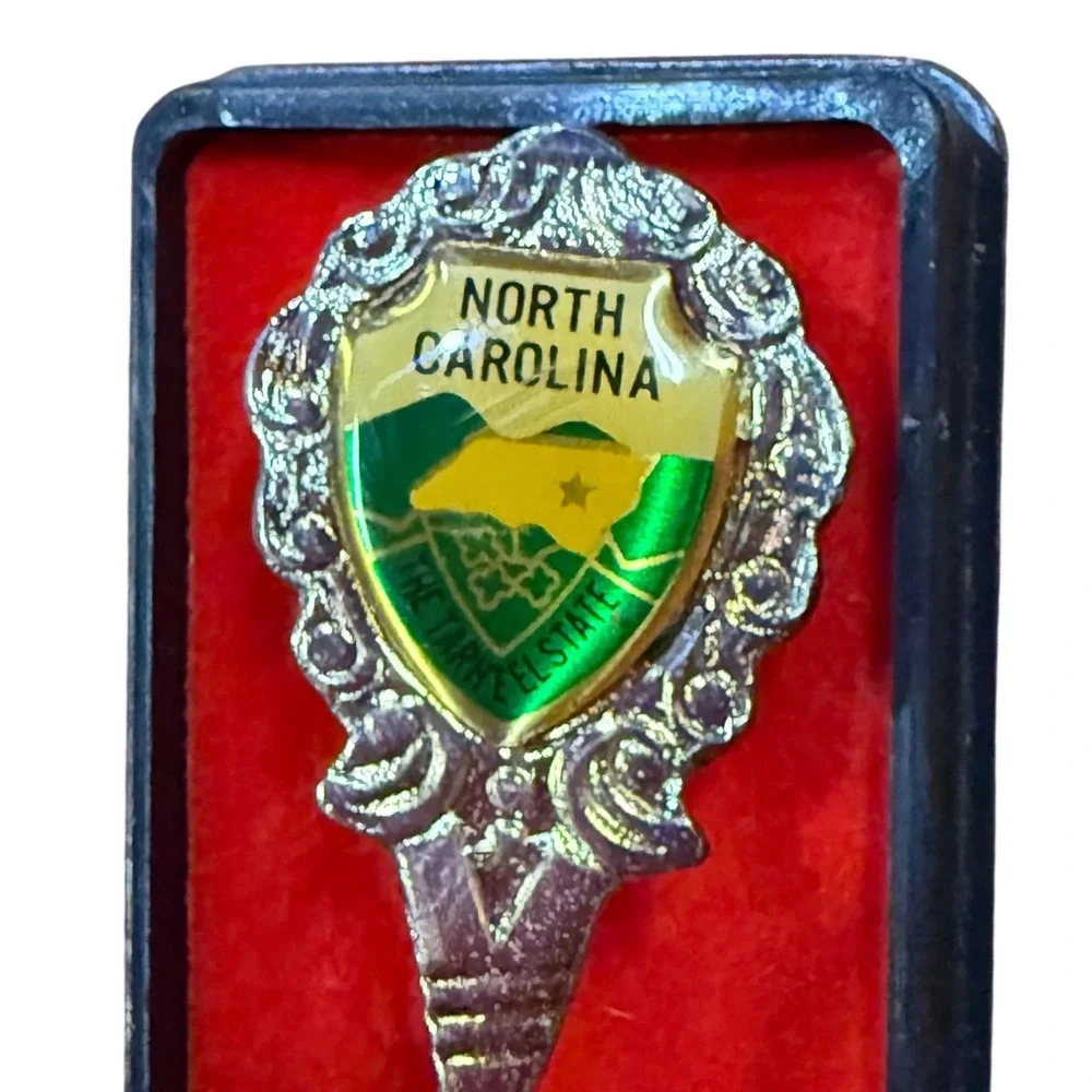 Vintage North Carolina Souvenir‎ Spoon Shell Bowl Enamel Tar Heel State Japan